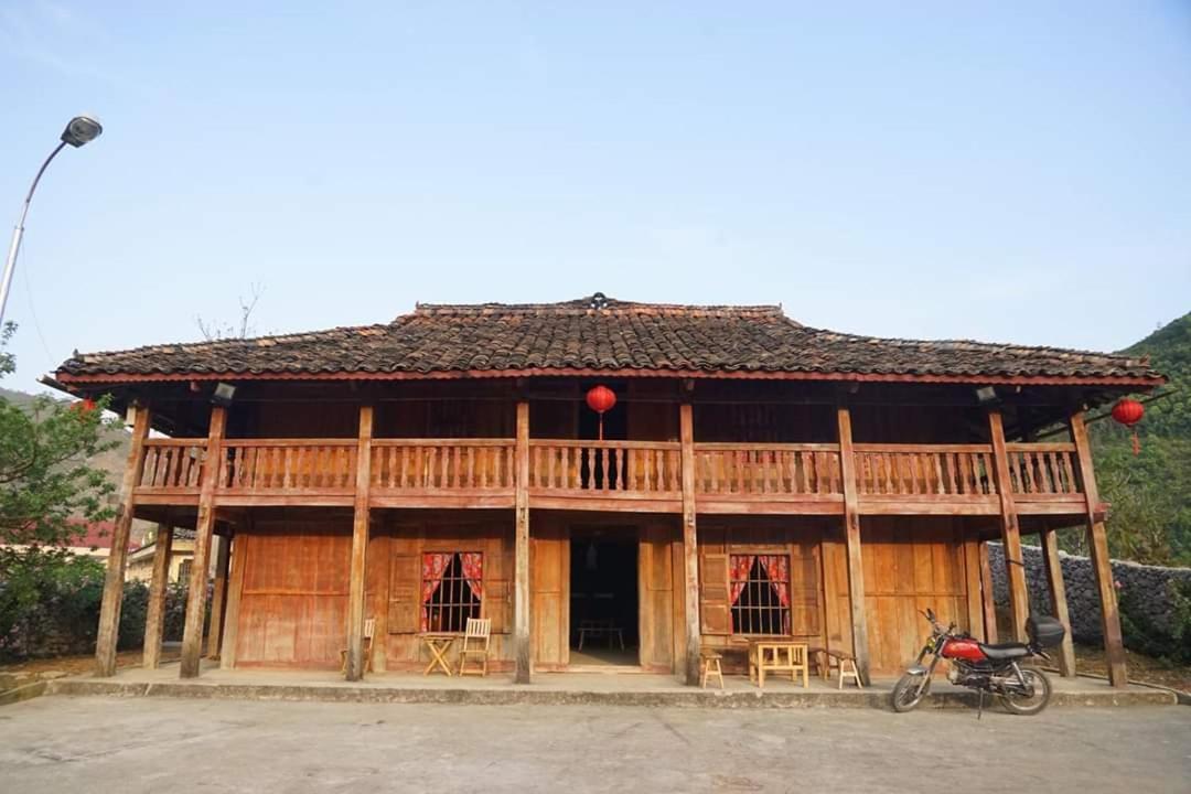 Lo Lo Homestay & Cafe Meo Vac Bagian luar foto