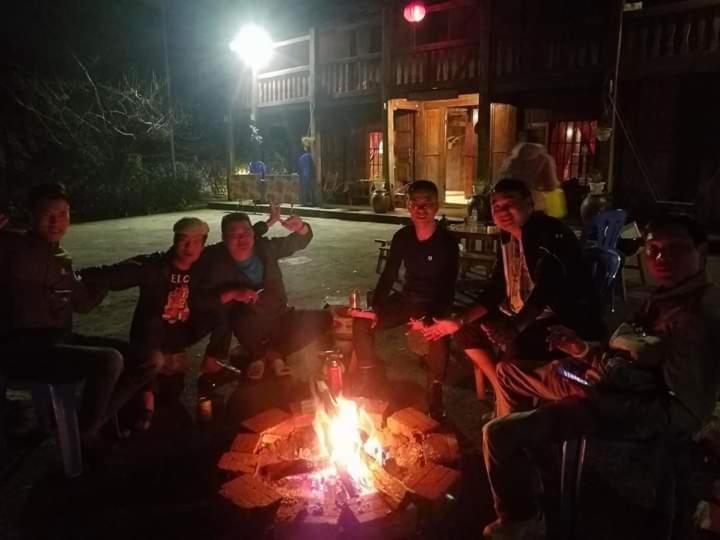 Lo Lo Homestay & Cafe Meo Vac Bagian luar foto